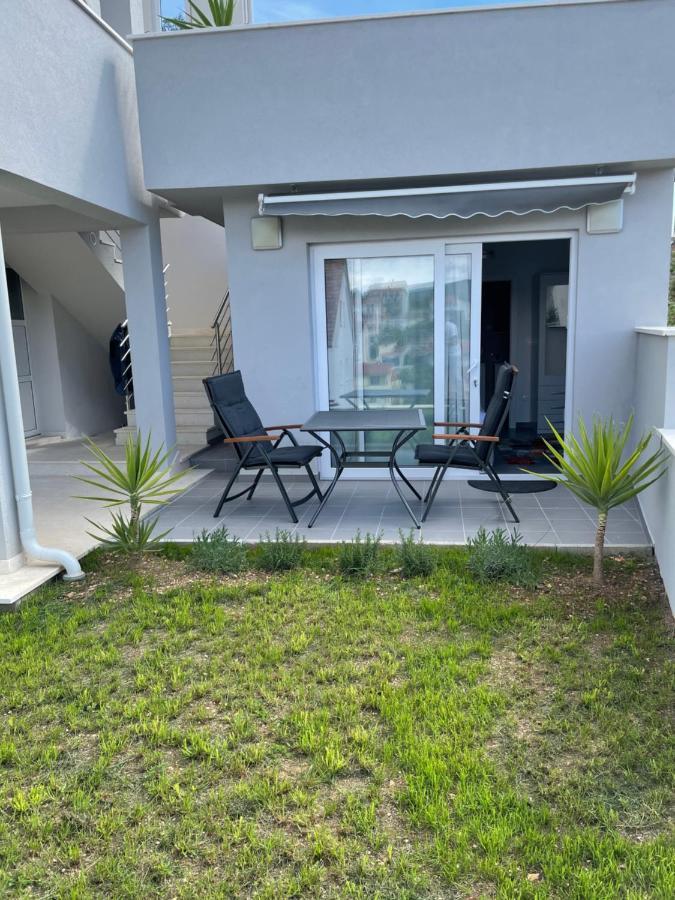 Villa Milena Sweet Apartment-With A Pool Трогир Екстериор снимка